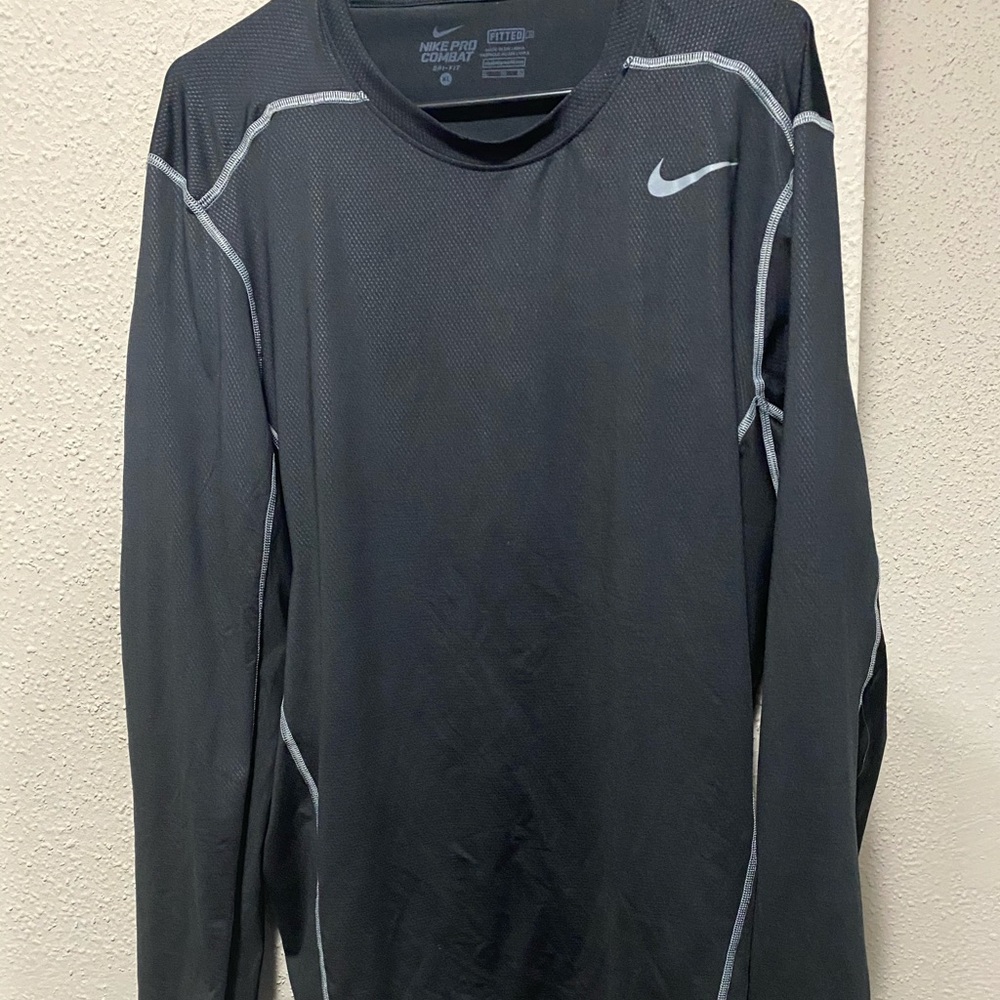 Athletic shirt